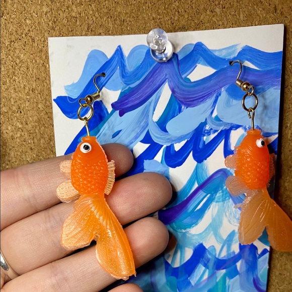 Orange Goldfish Earrings - Picture 1 of 2